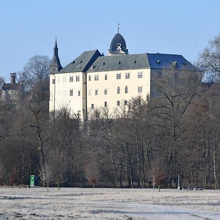 Apartmany U Jizery Turnov Eksteriør billede
