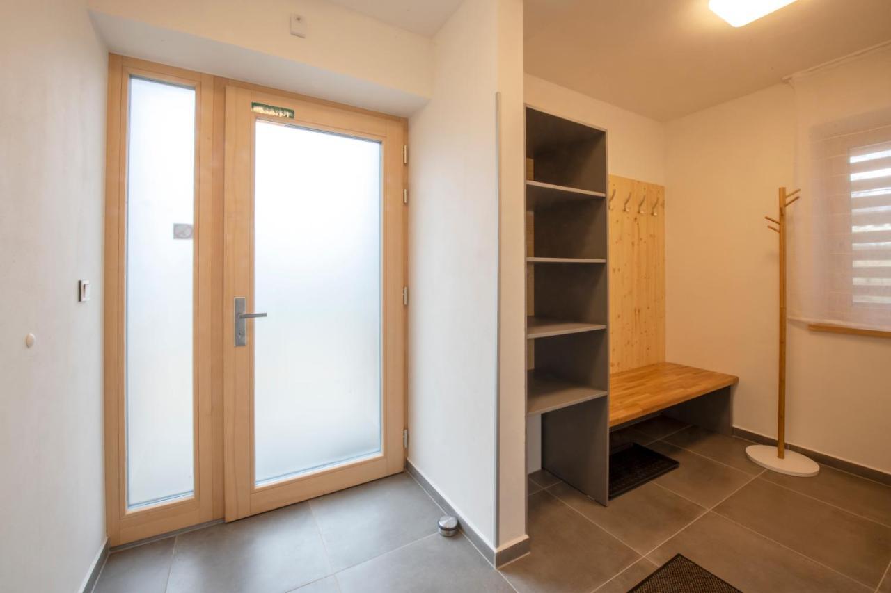 Apartmany U Jizery Turnov Eksteriør billede